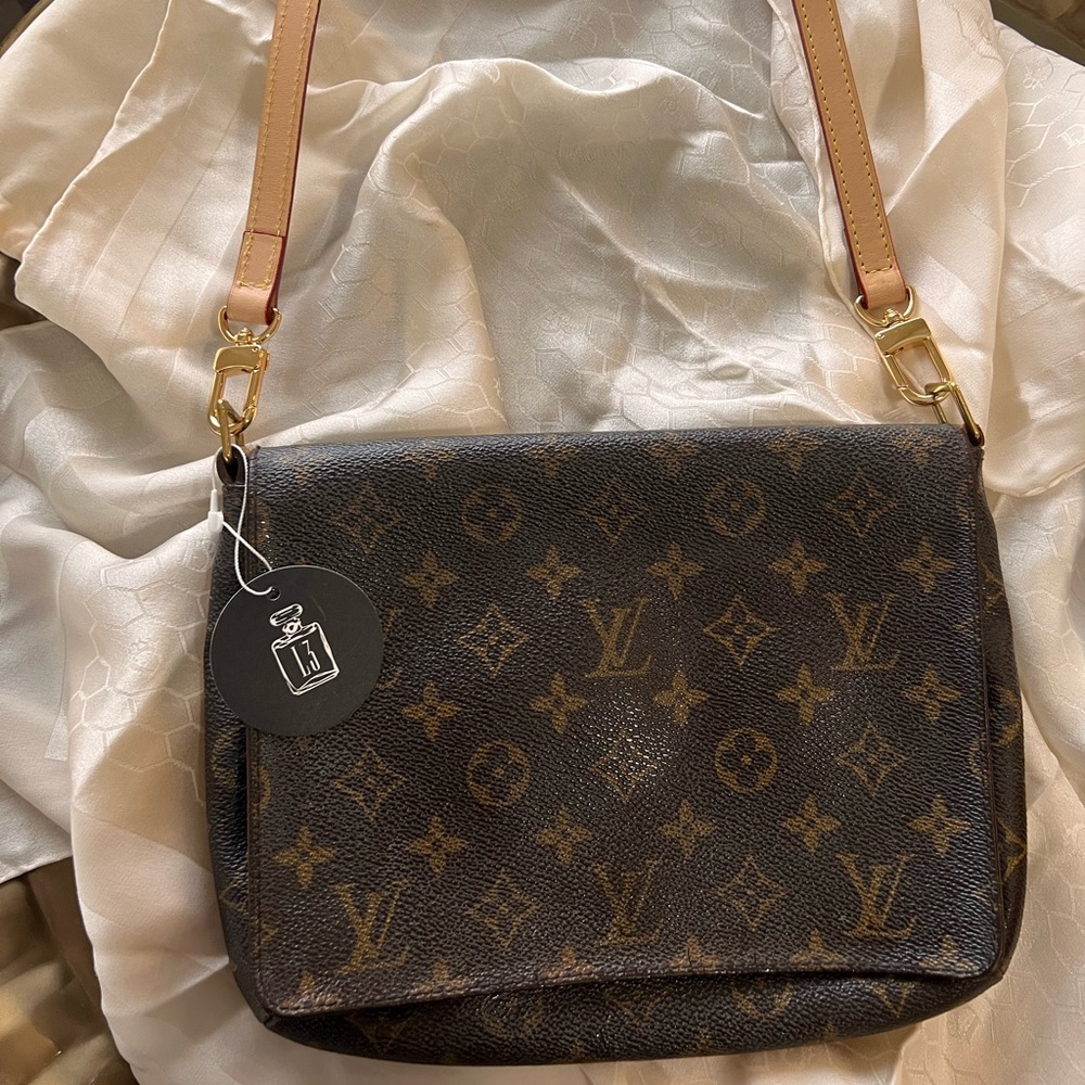 Louis Vuitton Musette Tango